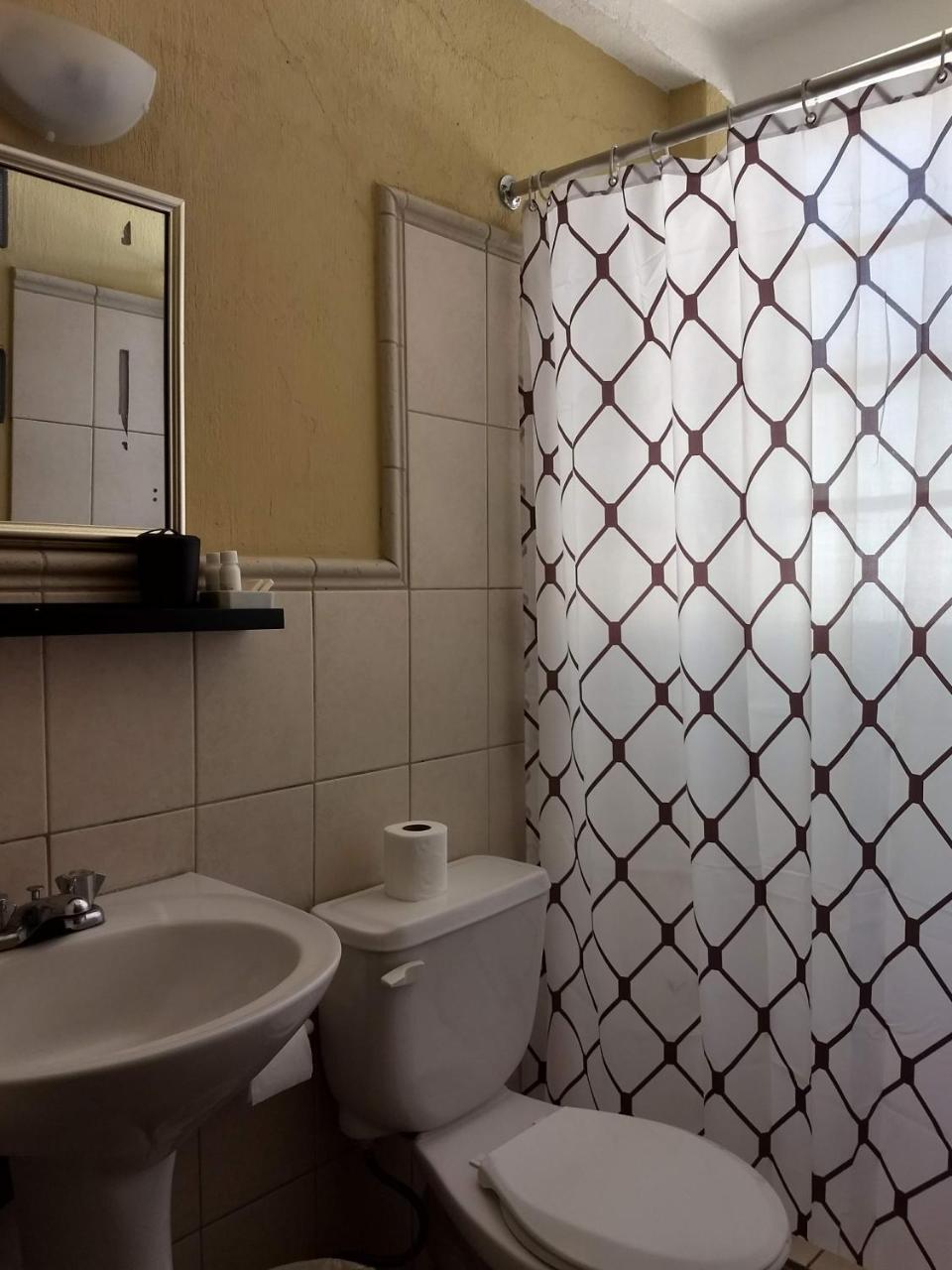 לינה וארוחת בוקר גואטמלה Give House מראה חיצוני תמונה
